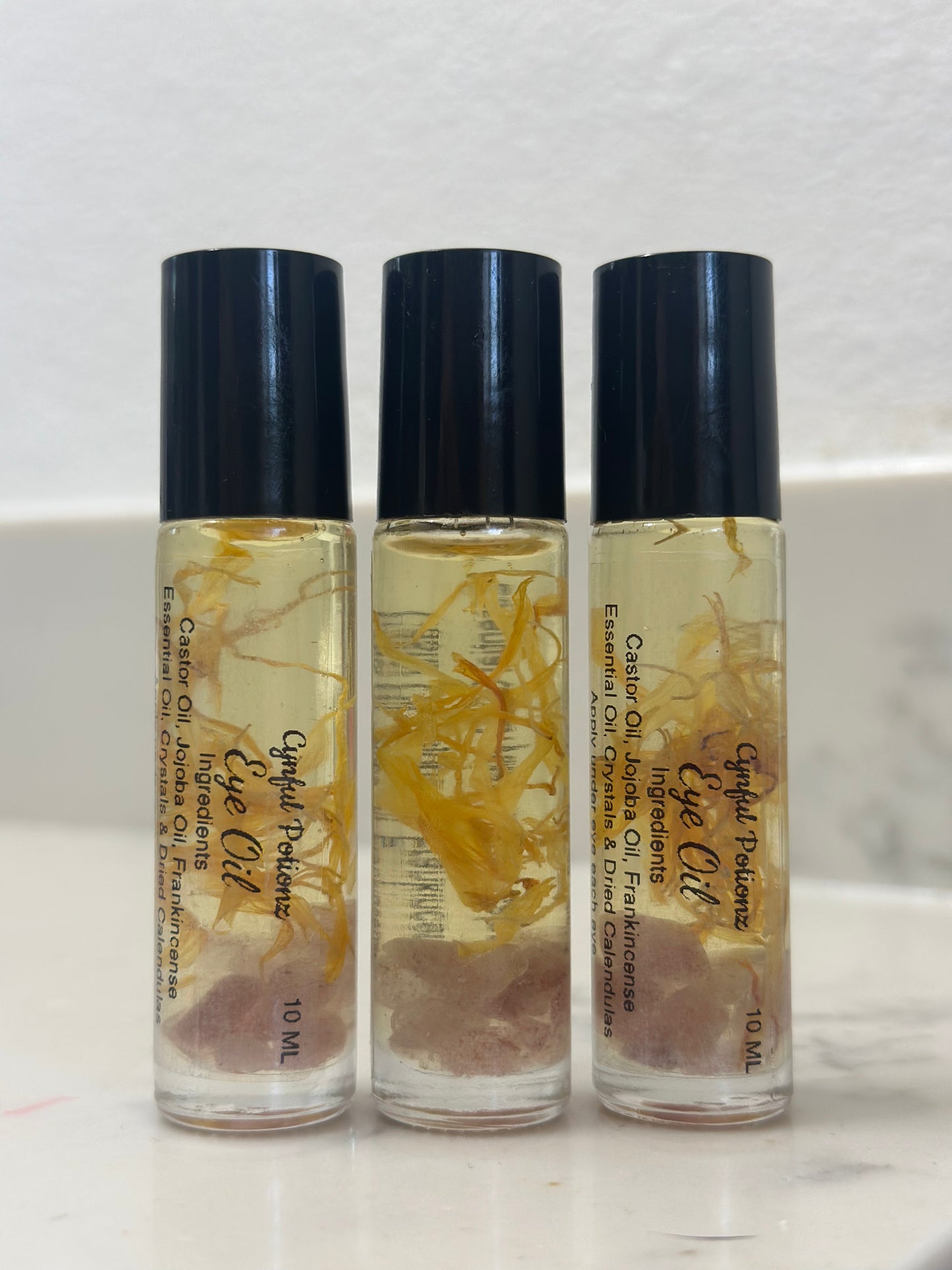 Eye Oil with Calendula Flowers & Strawberry Quartz