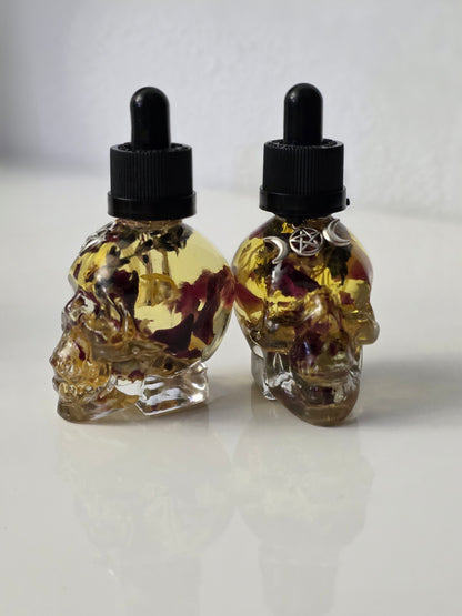 Hecate’s Kiss Oil (Includes Hecate’s Skeleton Key)