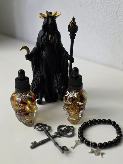 Hecate’s Kiss Oil (Includes Hecate’s Skeleton Key)